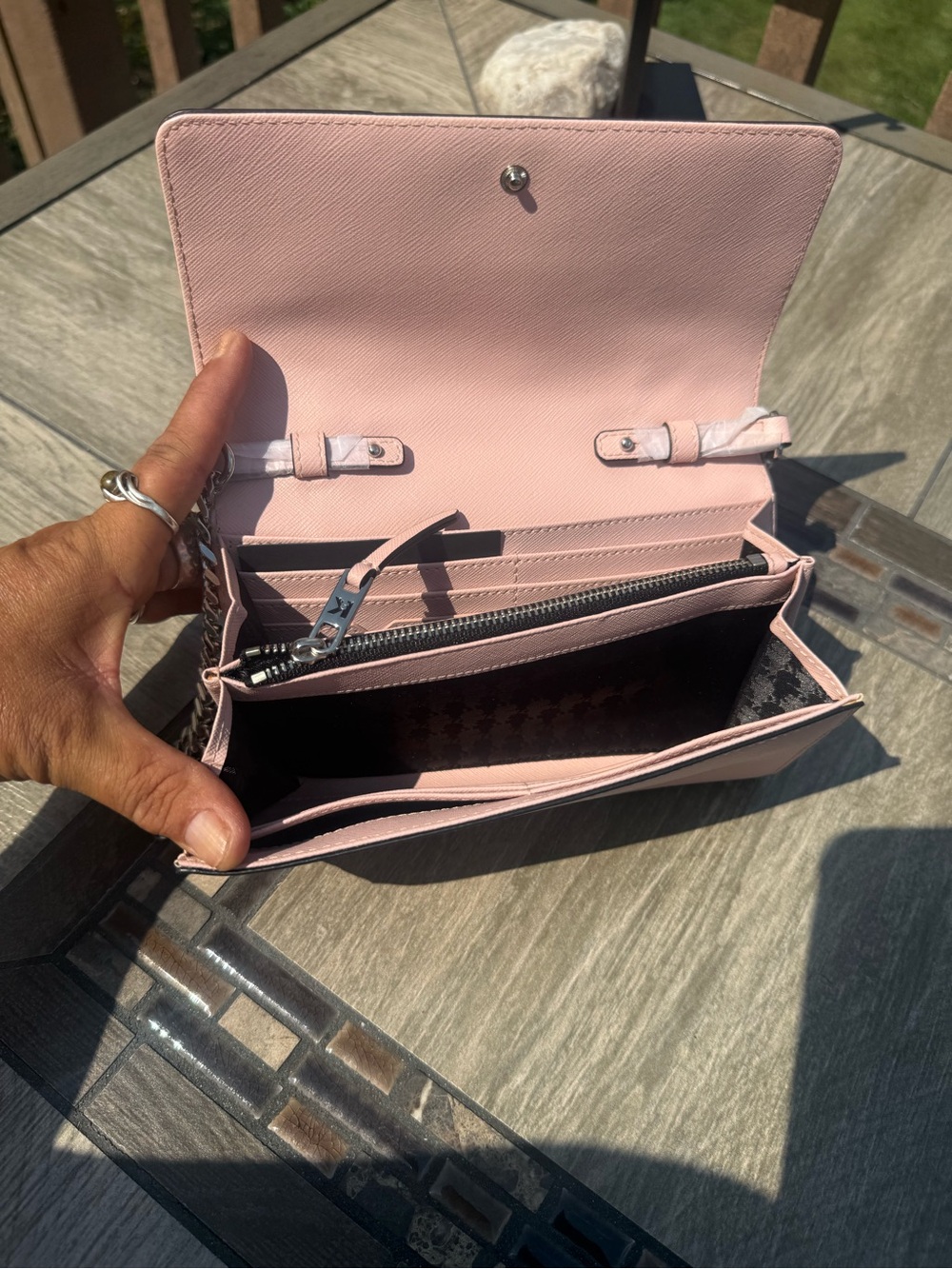 NWOT Karl Lagerfeld Paris Connie
Flap Crossbody Bag Music Star Studs Pink - Picture 11 of 13